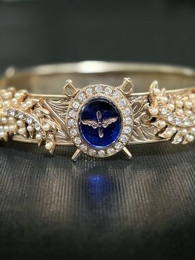 VTG WWII 10k GF Sweetheart US Army Air Force Cameo Wings Cuff Hinged Bracelet